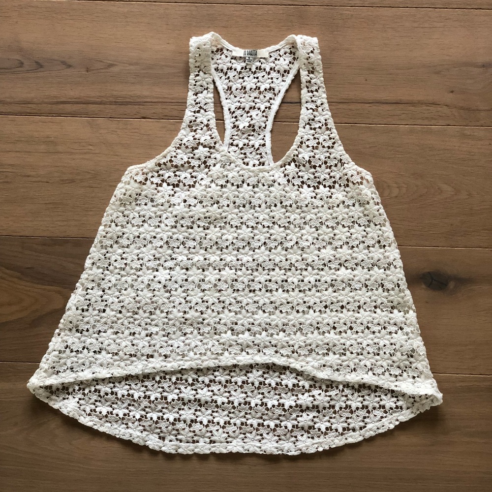 BB Dakota White Razor Back Top